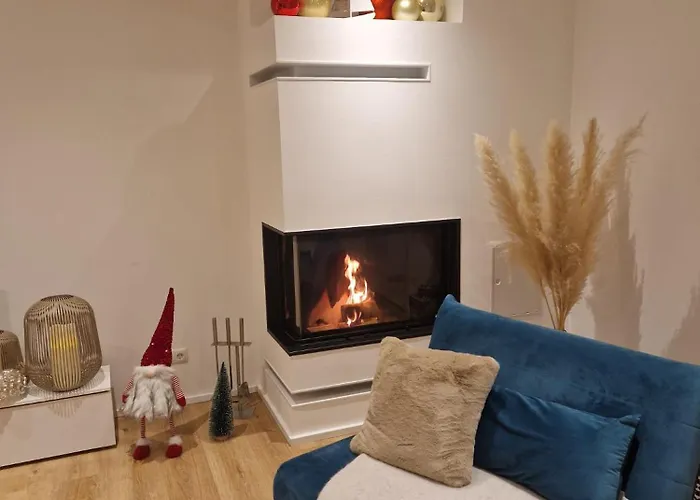 Ferienhaus Design Seemoment Mit Kamin Und Panorama-seeblick Pouch